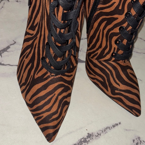 Zebra Print Lace-Up Ankle Boots - Picture 5 of 9